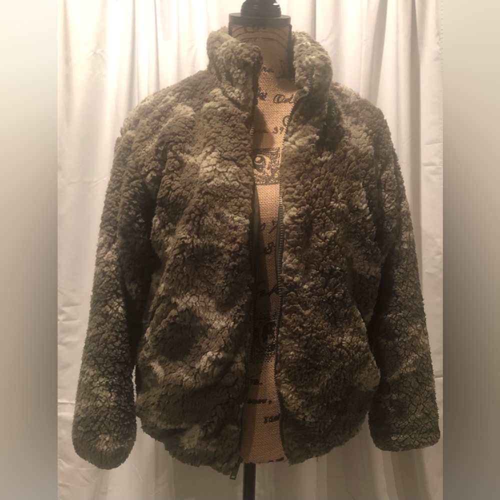 Women’s Camouflage Print Fleece Jacket by Nine West